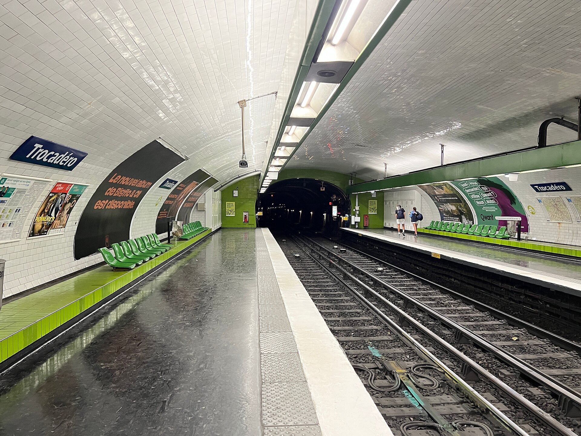 Imagem de referência de Trocadéro, descrito nos dados abertos como estação do Metropolitano de Paris