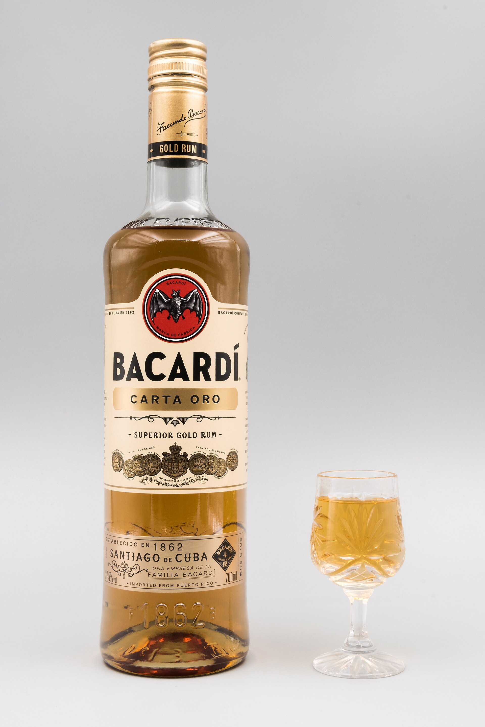 Imagem de referência relacionada a Bacardi, item descrito como registro de referência sobre Bacardi, organizado a partir de dados estruturados abertos