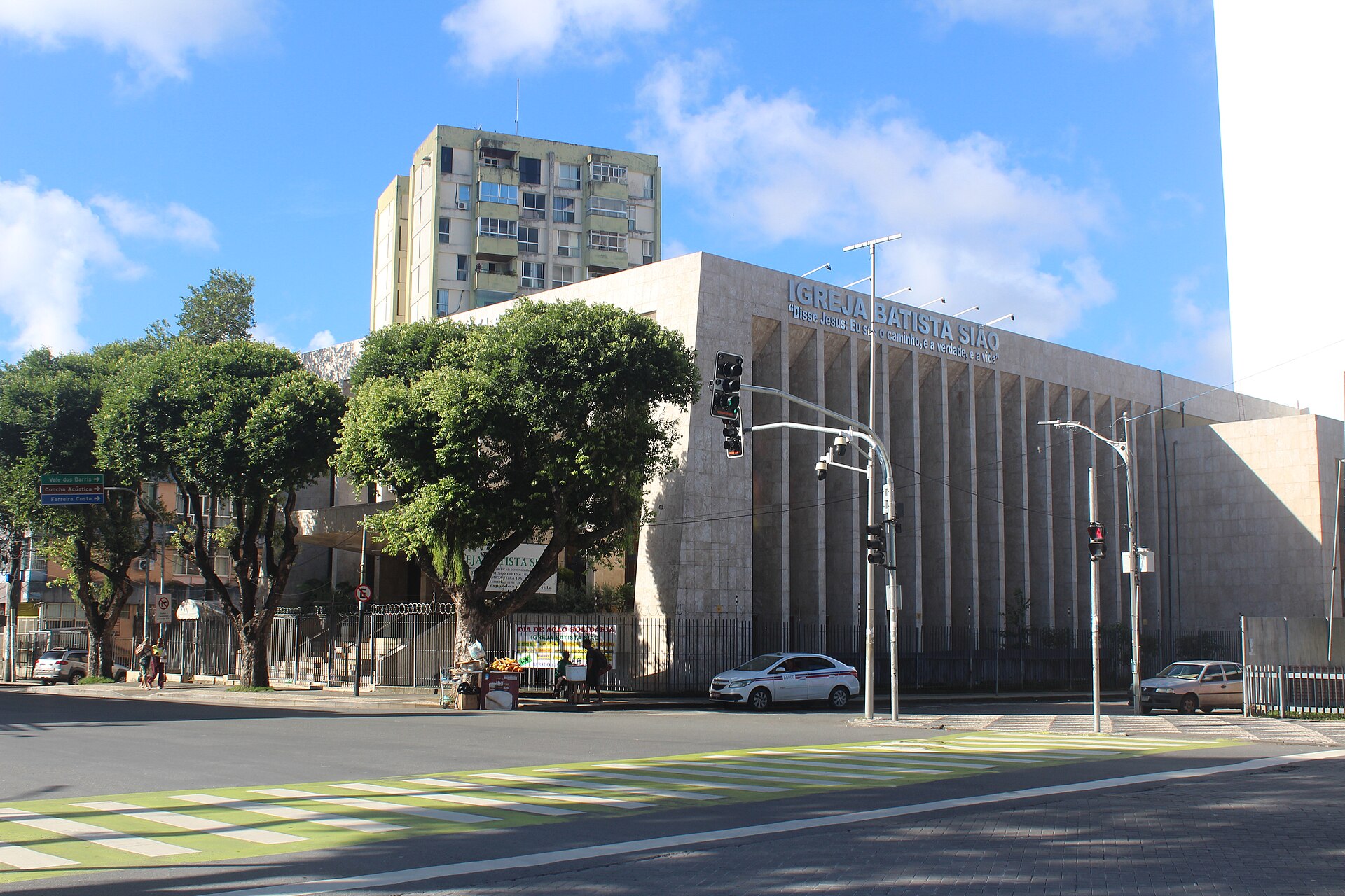 Imagem de referência de Igreja Batista Sião, descrito nos dados abertos como tradicional igreja batista da cidade de Salvador, Bahia, fundada em 1936, pelo missionário da Junta de Richmond, MG White