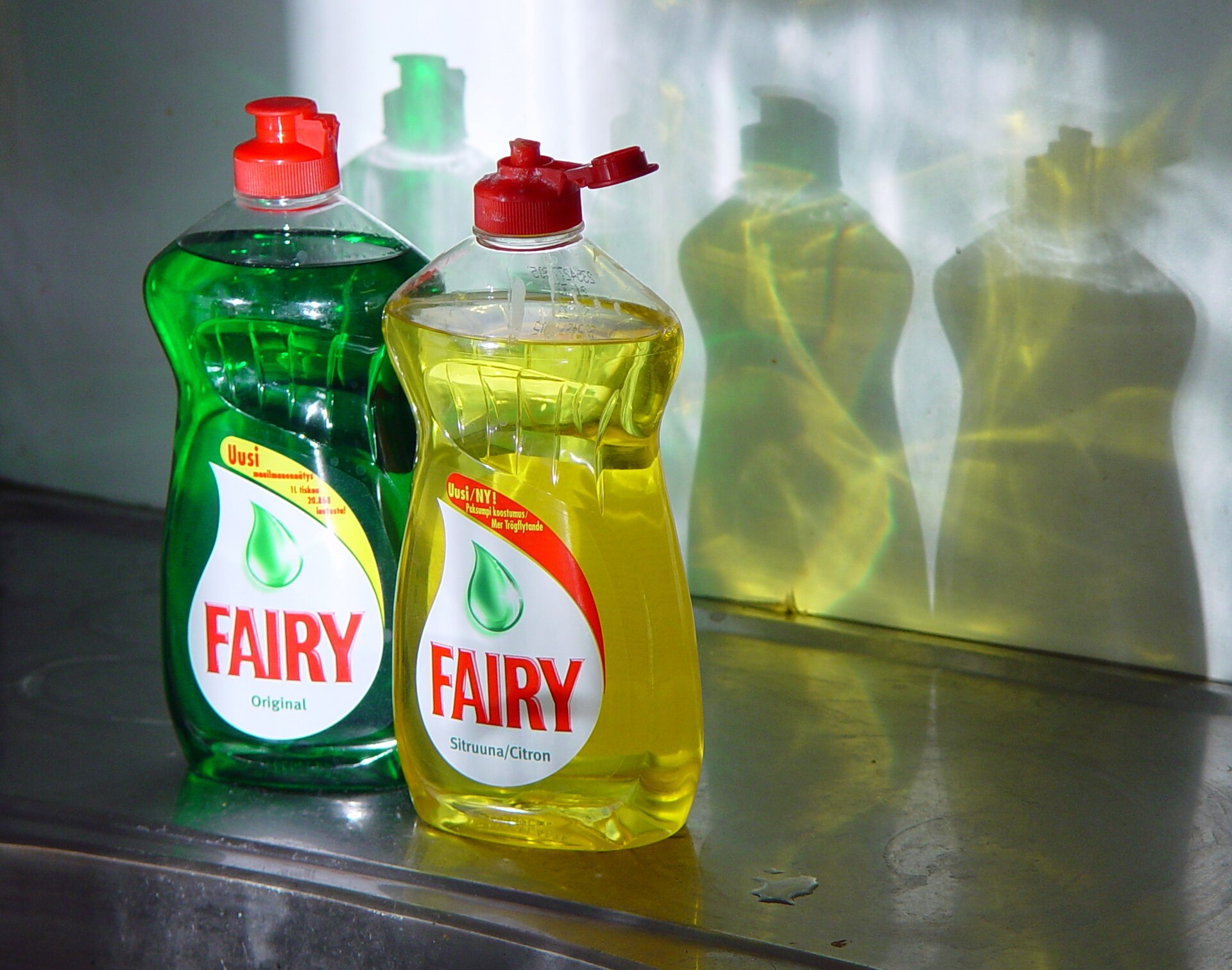 Imagem de referência relacionada a Fairy (marca), item descrito como registro de referência sobre Fairy (marca), organizado a partir de dados estruturados abertos