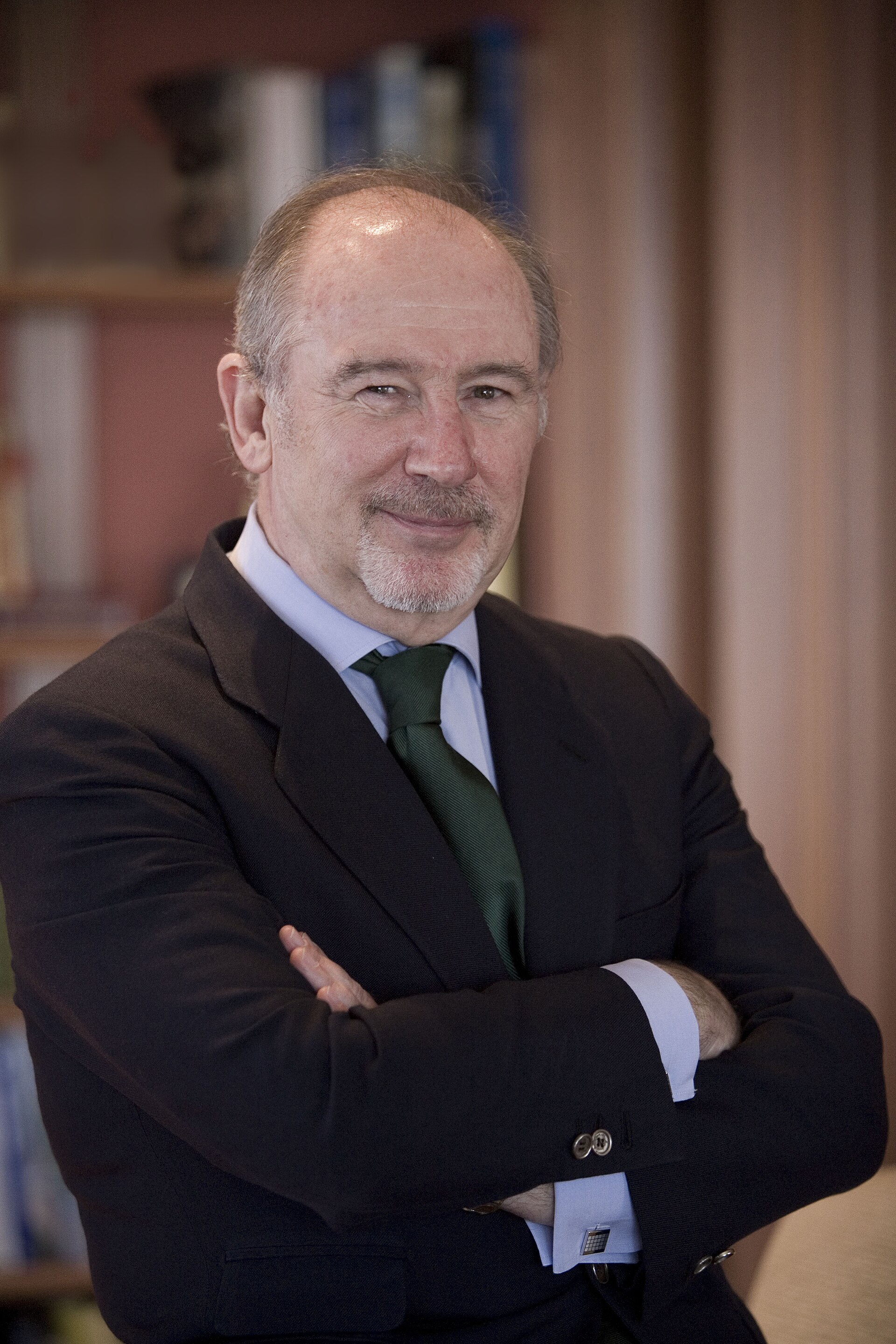 Imagem de referência relacionada a Rodrigo Rato, item descrito como político espanhol
