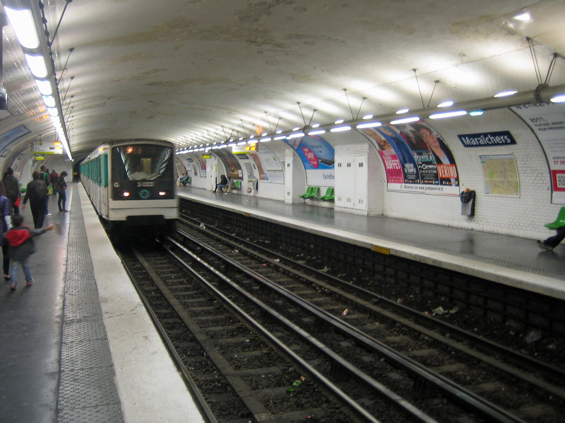 Imagem de referência de Maraîchers, descrito nos dados abertos como estação do Metropolitano de Paris
