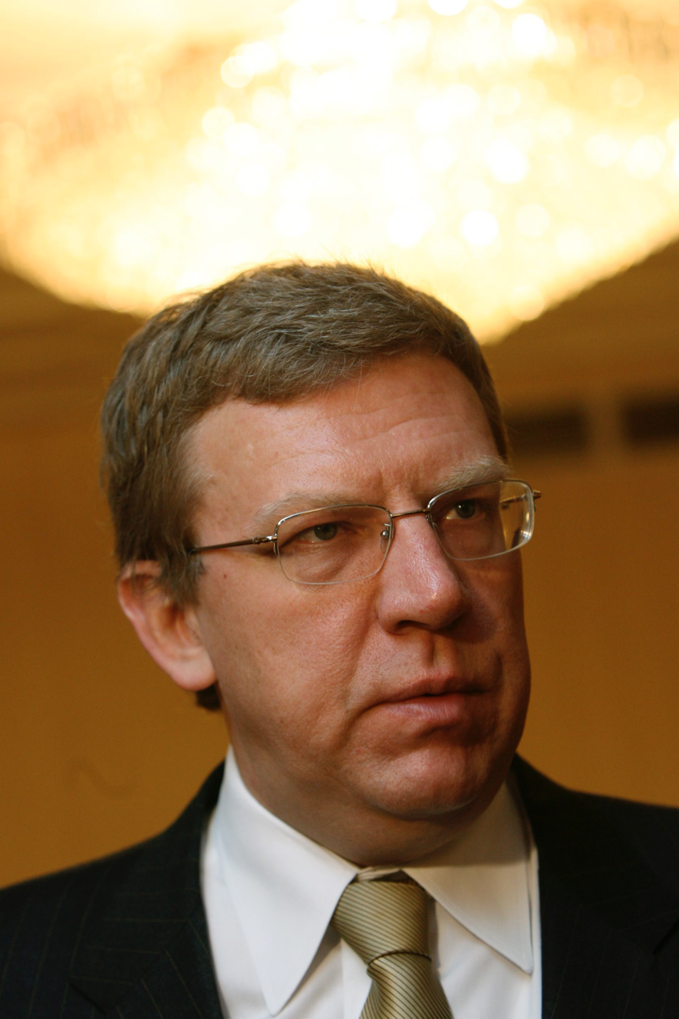 Imagem de referência relacionada a Alexei Kudrin, item descrito como político e economista russo