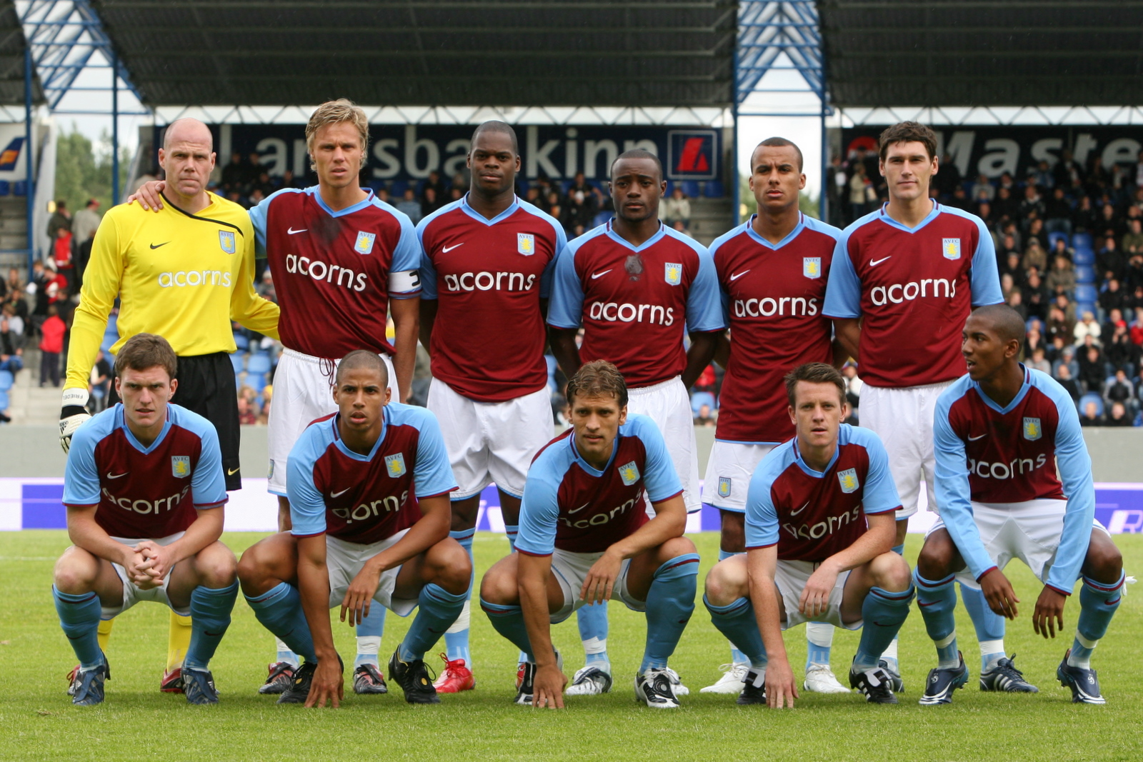 Imagem de referência de Aston Villa Football Club, descrito nos dados abertos como clube de futebol sediado em Birmingham, Inglaterra