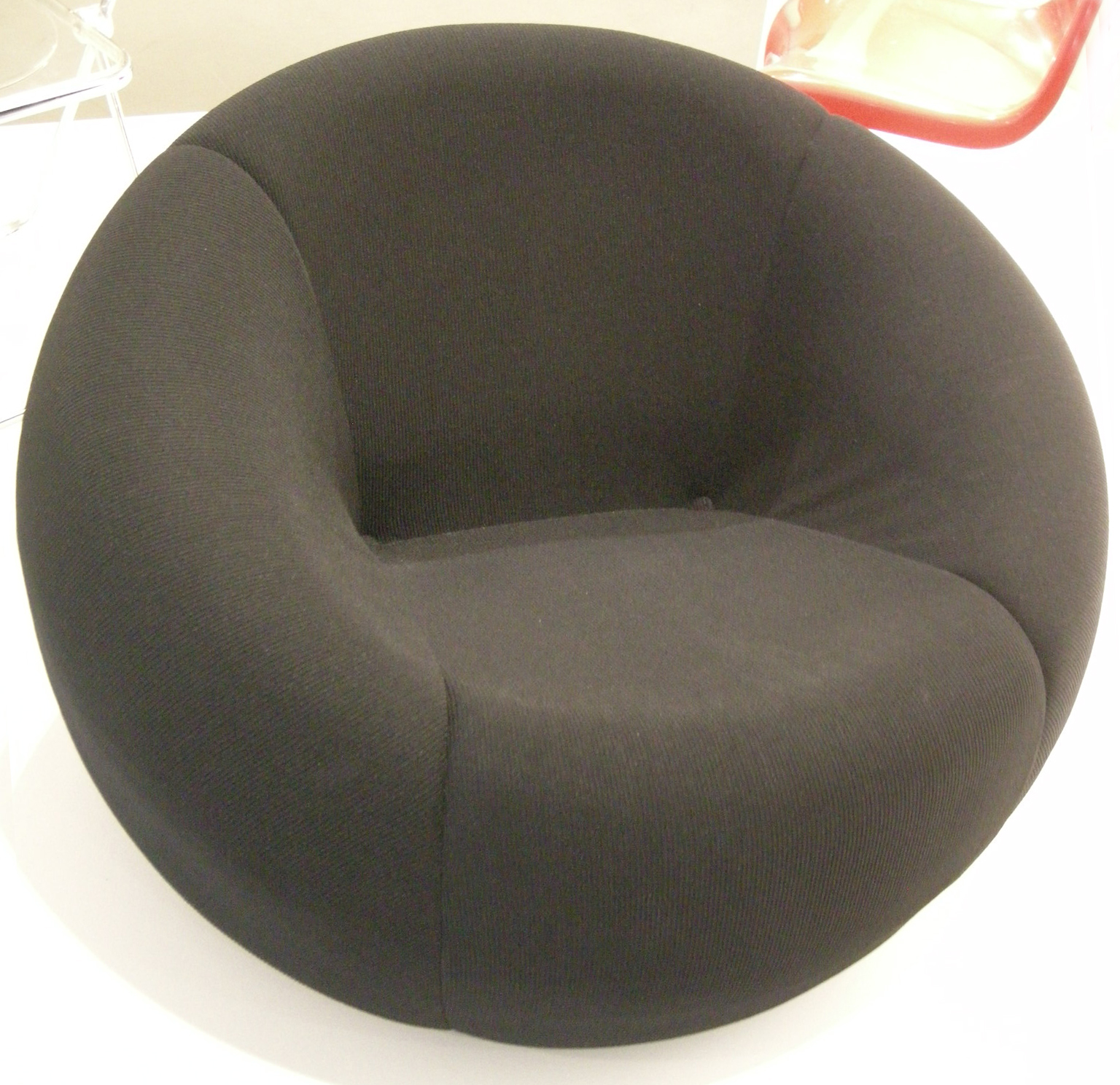 Imagem de referência relacionada a Gaetano Pesce, item descrito como arquiteto italiano