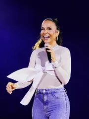 Ivete Sangalo conta que entregava 150 quentinhas de ônibus aos 17 anos