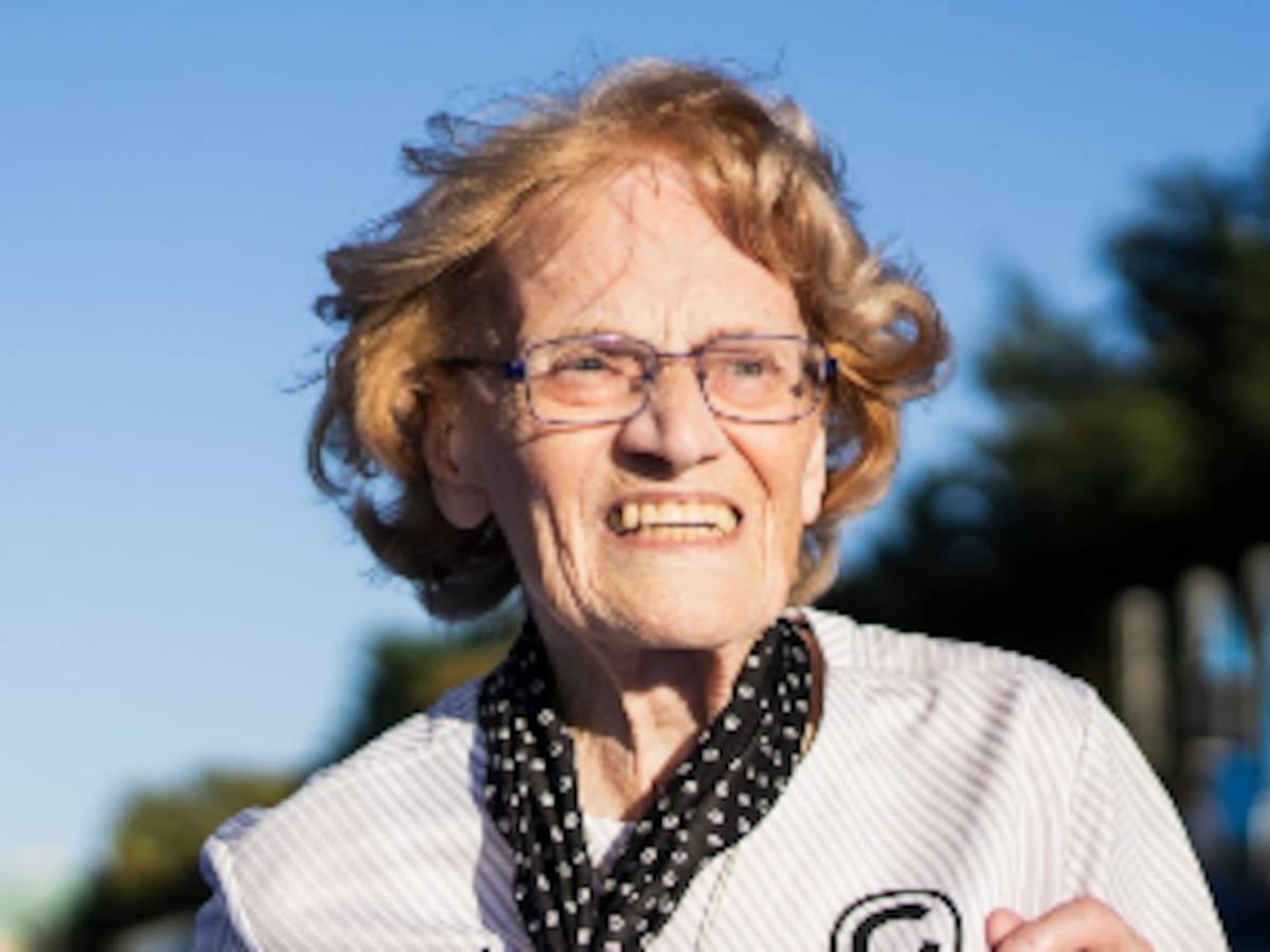 Ruth Ritcher, la corredora alemana de 88 años que hizo historia en el Maratón de Berlín 2026 (Foto: Instagram/qberlinmarathon)