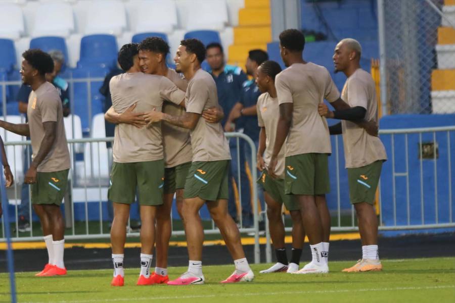 Honduras com visita especial e a triste foto de Edwin no último treino