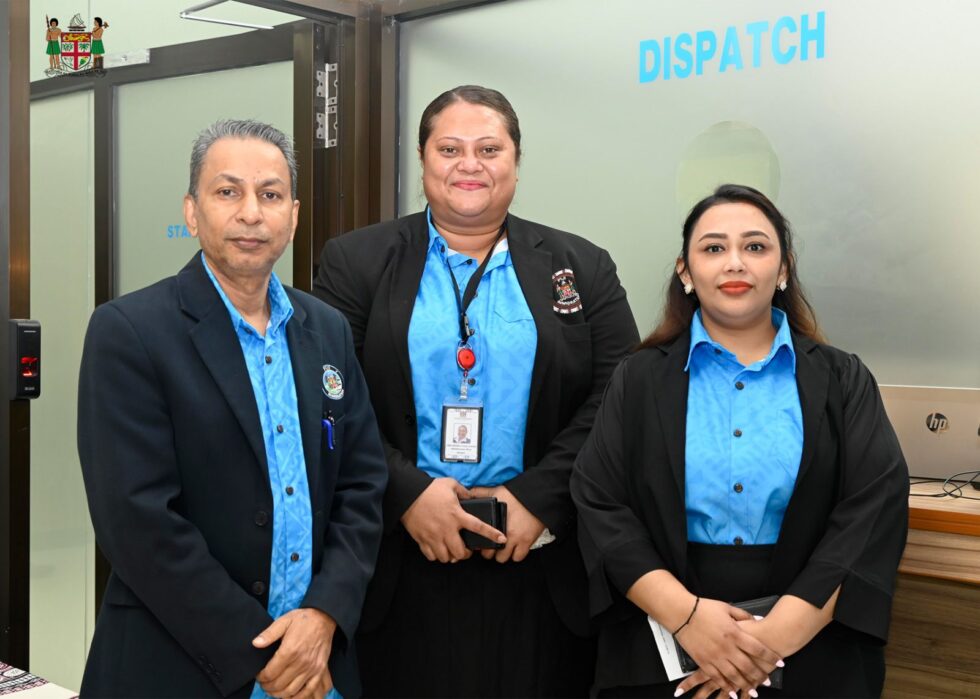 SERVIÇOS DE IMIGRAÇÃO SE APROXIMAM DAS PESSOAS COM O NOVO ESCritório DE NAKASI