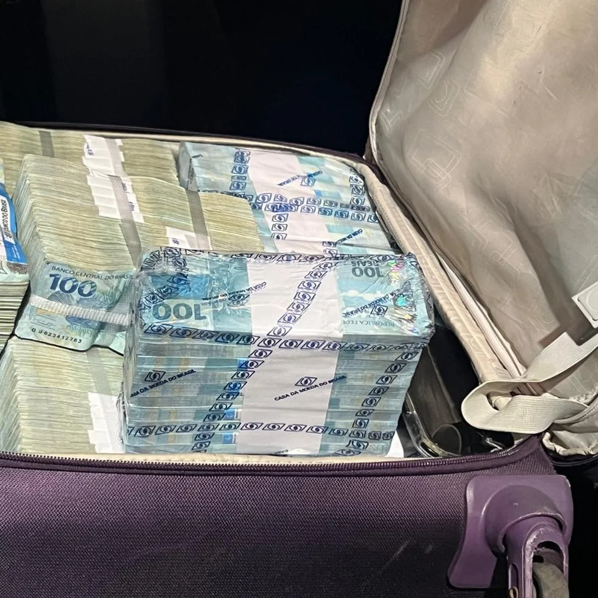 Gestão JHC admitiu passivo de R$ 212 milhões com empresa antes de renúncia