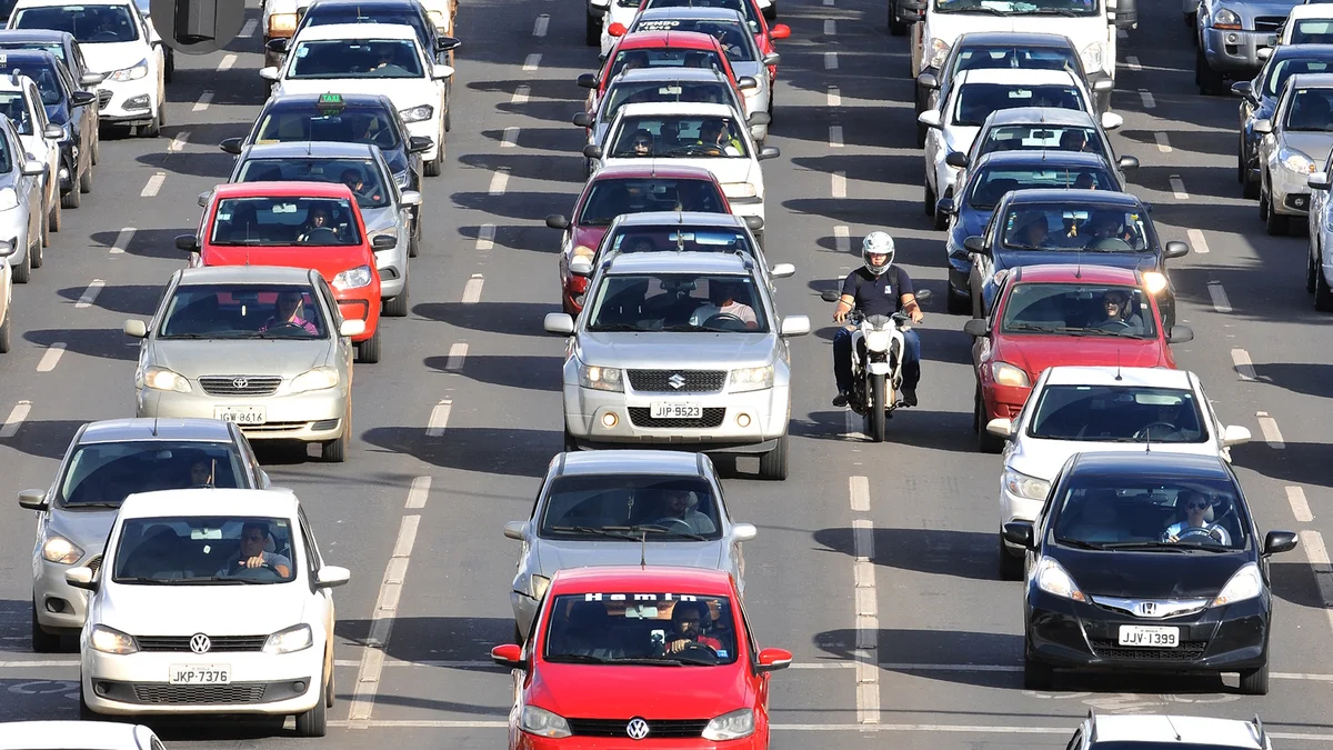 IPVA carros trânsito