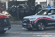 Carro bate em moto, sobe em calçada e deixa um morto e 4 feridos em SP - imagem 3