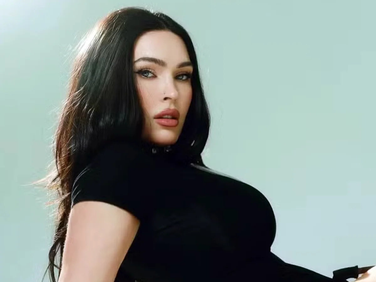 Megan Fox cria perfil em plataforma +18 e faz site cair devido à procura
