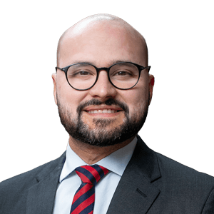 Flávio é orientado a evitar novidades no debate na Globo