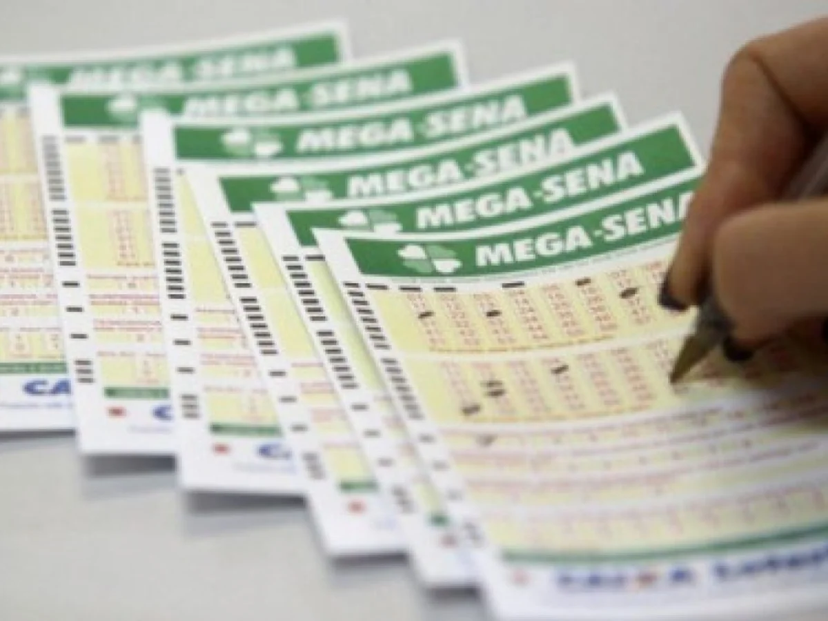 Mega-Sena: bolão do DF ganha R$ 25,2 mil e 4 apostas levam R$ 19 mil