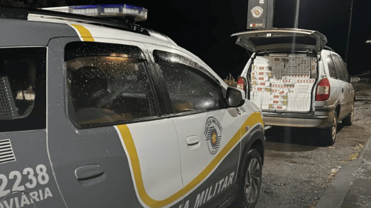 Dois são presos em rodovia por contrabandear 40 mil maços de cigarros