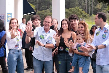 Eduardo Paes ataca Douglas Ruas e diz que RJ não será governado por Flávio Bolsonaro ou Lula