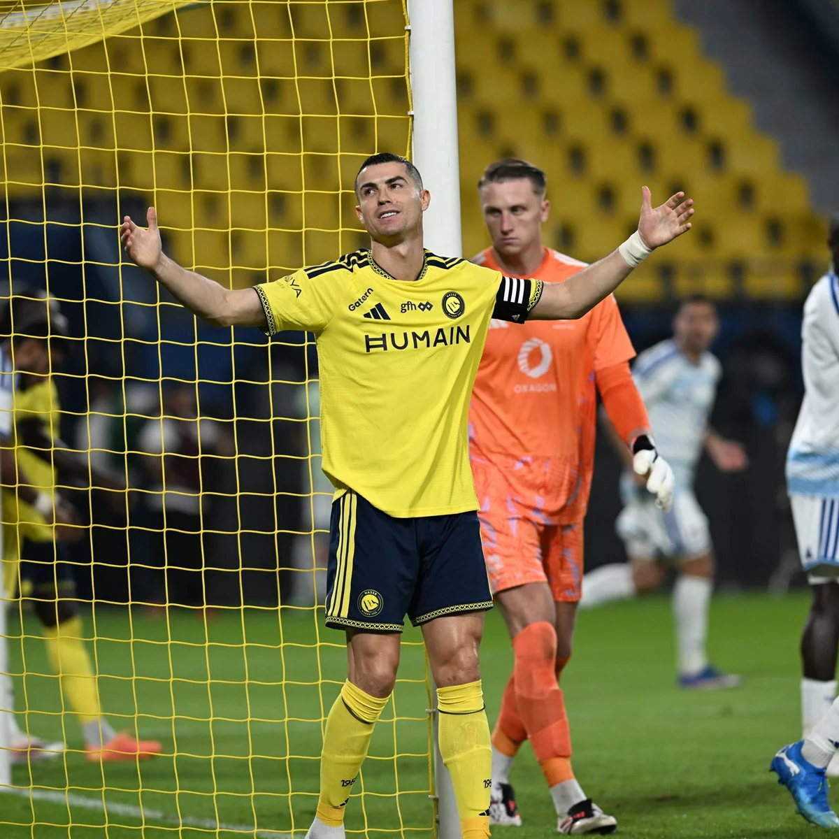 Jornal espanhol critica Cristiano Ronaldo após jogo do Al-Nassr: "É humano"