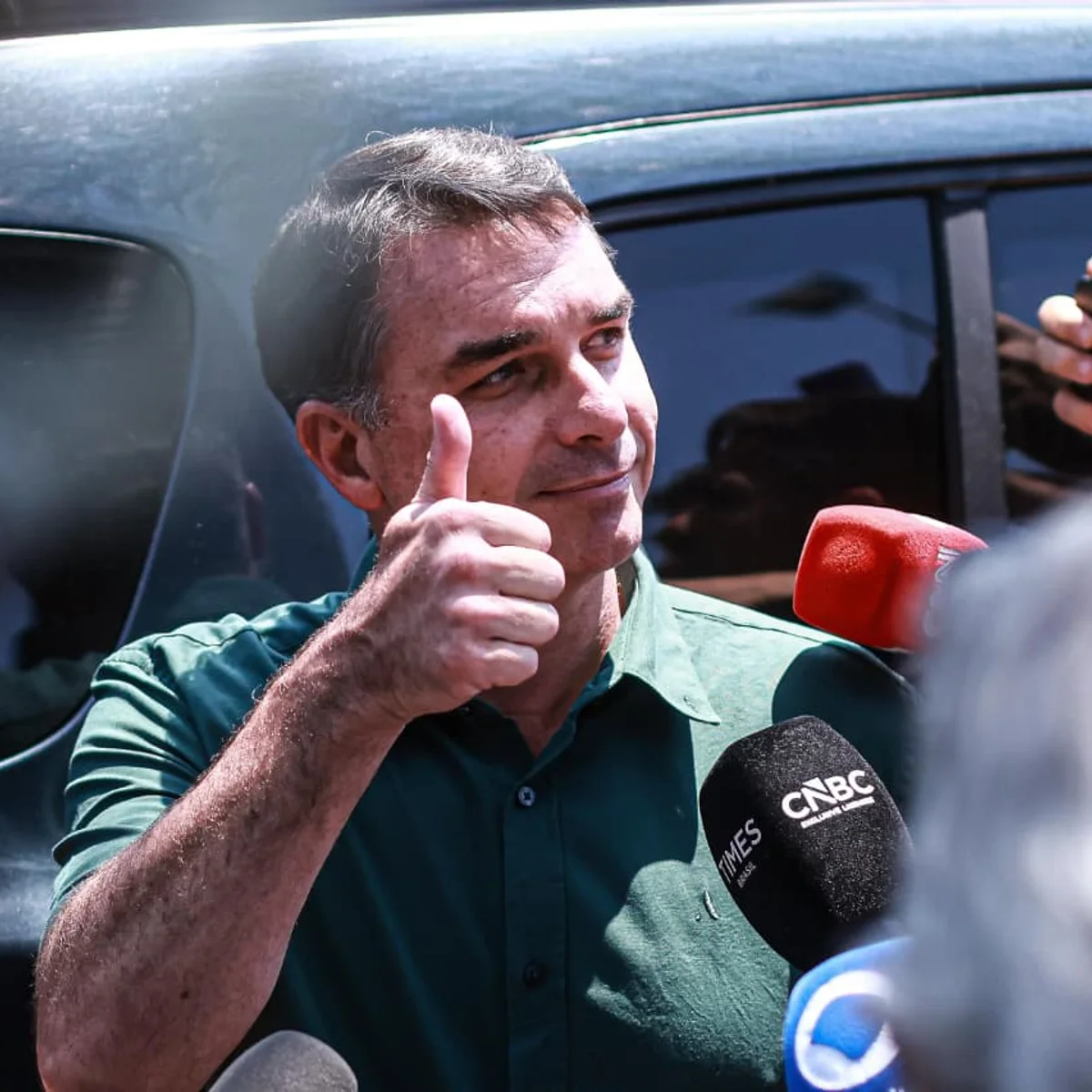 Propaganda de Flávio que foi ao ar sem som será reexibida na TV nesta 4ª