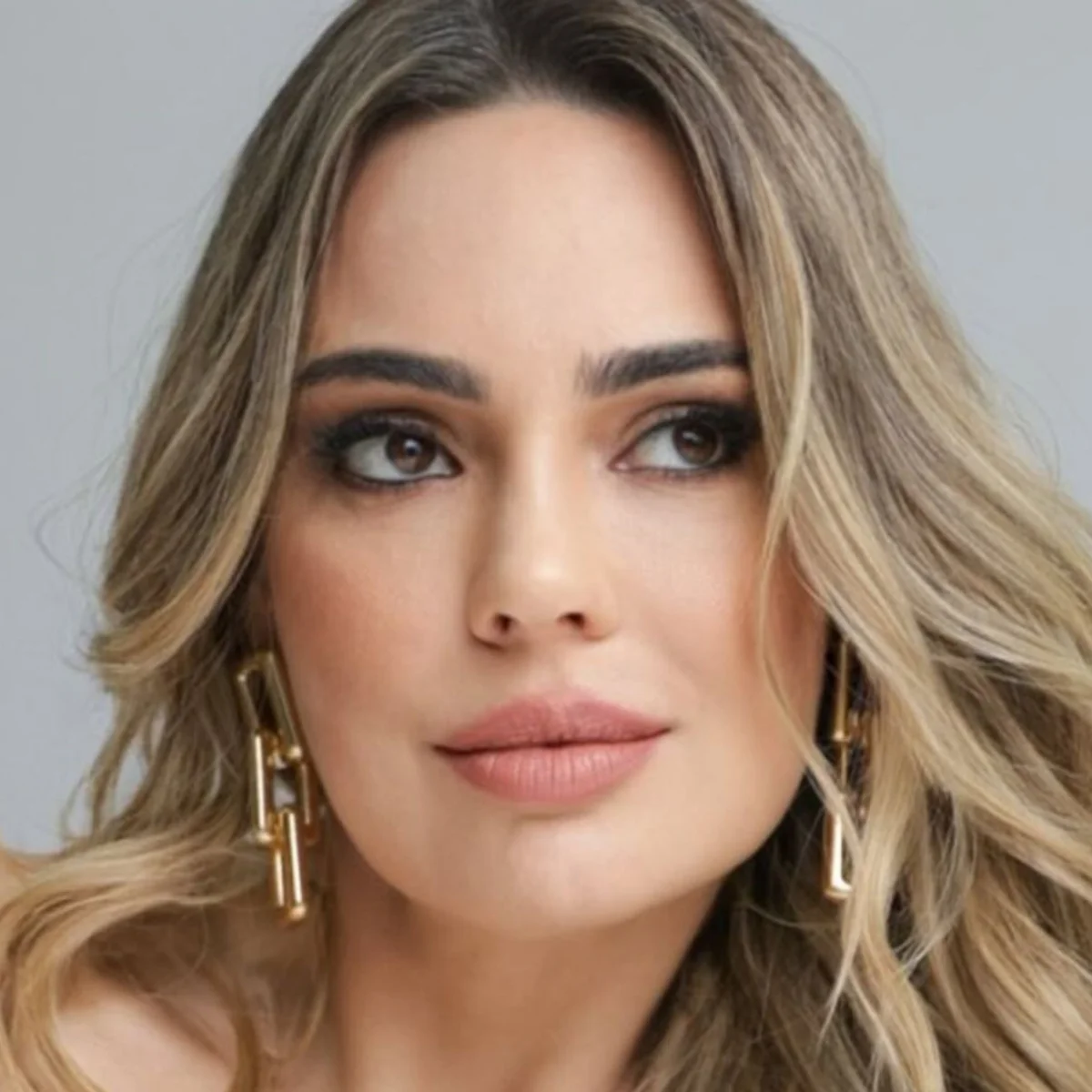 Rachel Sheherazade perde eleição a deputada federal em SP. Veja eleitos