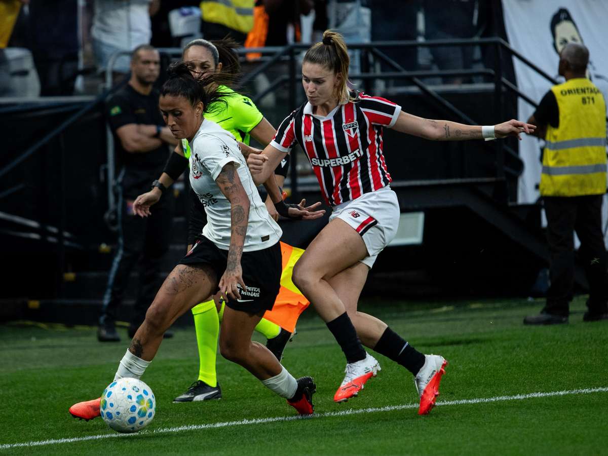 Corinthians precisa de feito inédito contra o São Paulo para conquistar Brasileirão Feminino