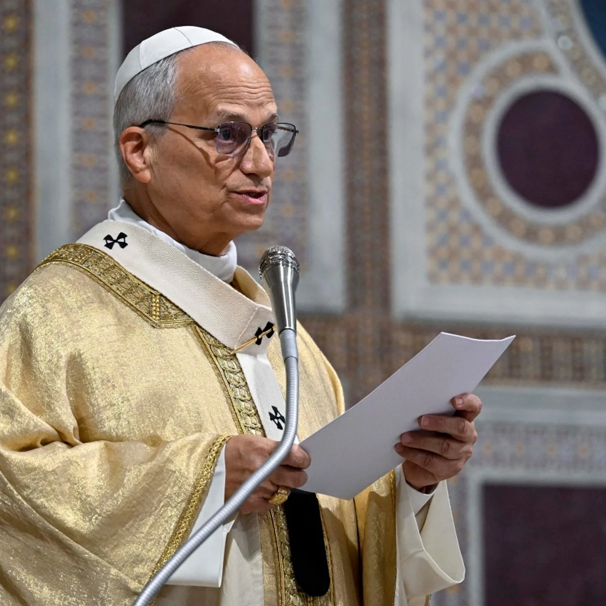 Papa Leão XIV: exames e radiografia no tórax indicam melhora, diz Vaticano