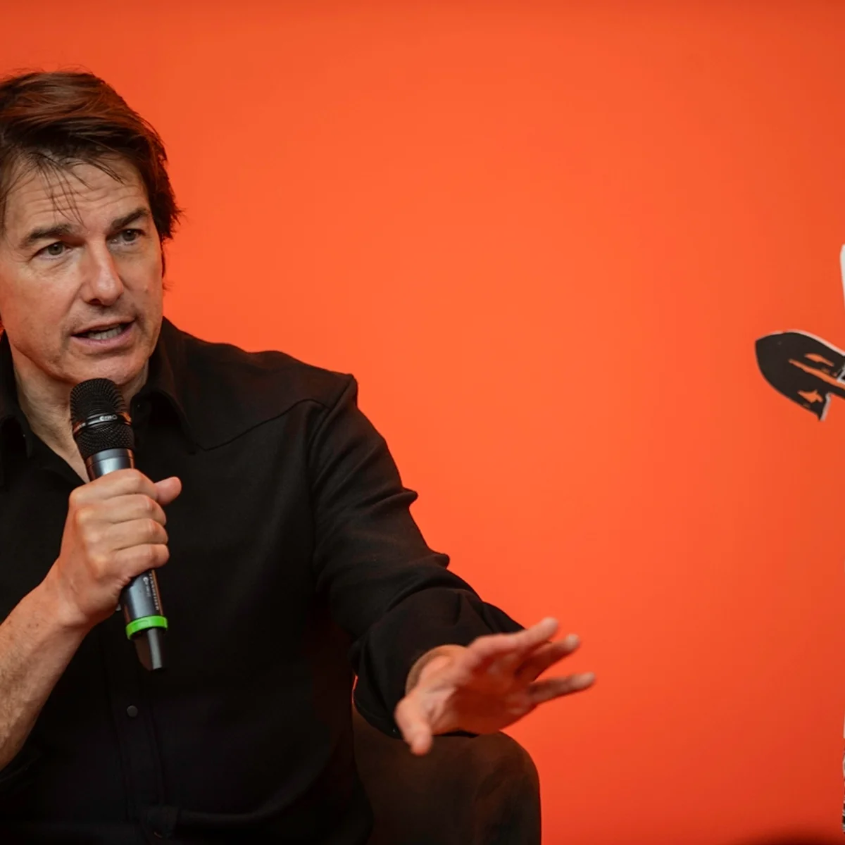 Tom Cruise celebra atuação em Digger e mira Oscar: "Nunca vi nada parecido"