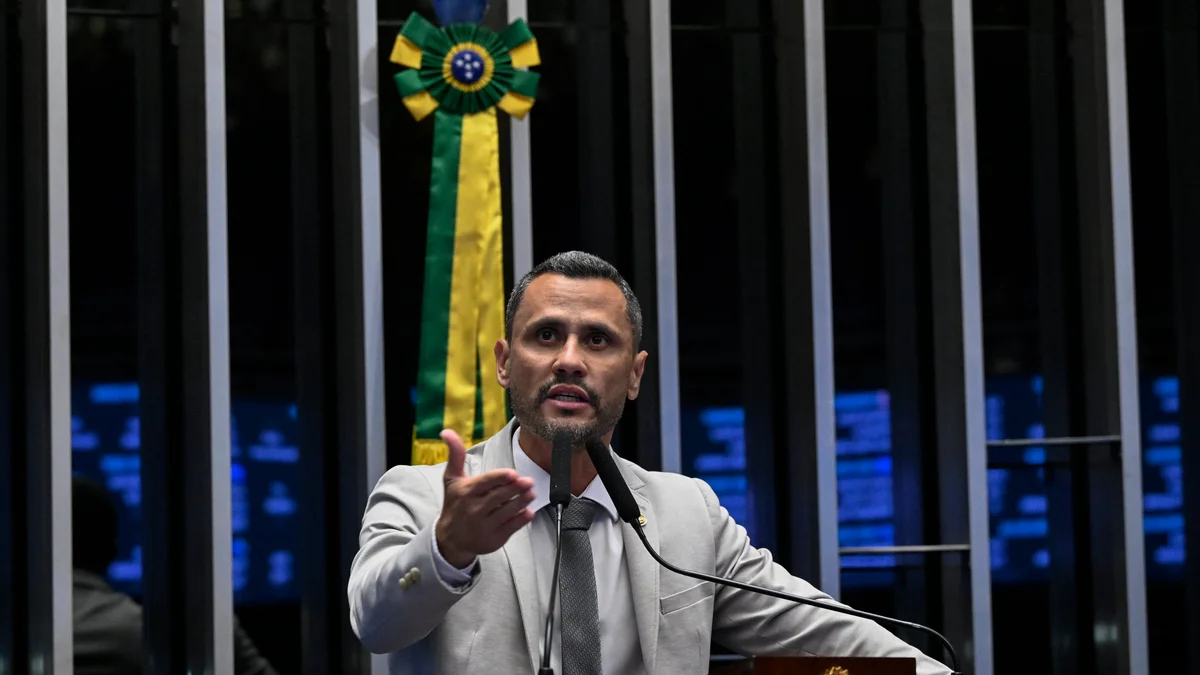 Cleitinho fez só 6 de 77 deputados em MG e vai depender do PL para governar