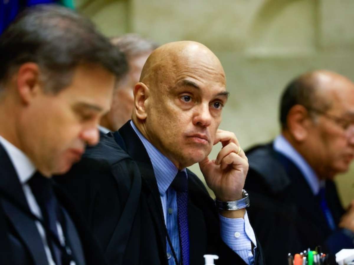 Moraes volta a dar decisões contra bolsonaristas após derrota de Flávio Bolsonaro