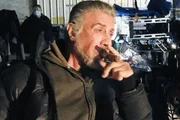 Sylvester Stallone relembra história inusitada com Pelé: "Quebrou meu dedo"