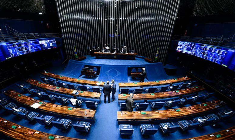 Direita avança no Senado e tem maior bancada, mas ainda sem número para impeachment de ministros do STF