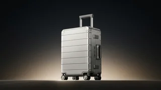 Xiaomi lança mala de metal "estilo Rimowa", mas com suspensão nas rodas