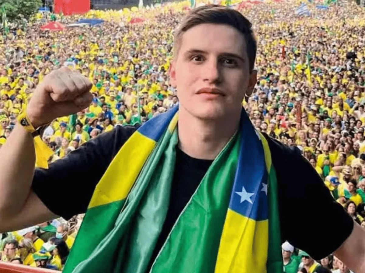 Justiça condena Lucas Pavanato a indenizar mulher ridicularizada em vídeo