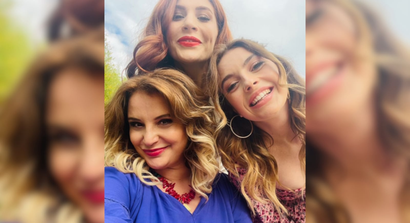 Gönül, Derin e Bahar, de Iludida, aparecem juntas no set Reprodução/Instagram @gozdesedaaltunerr