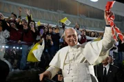 Papa Leão XIV em sua primeira viagem internacional como pontífice