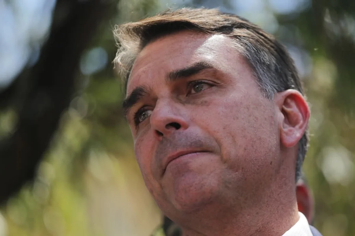 Flávio tem almoço reservado com a cúpula da Globo antes da sabatina do JN