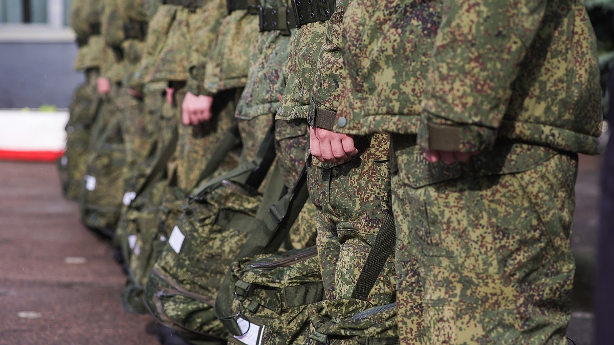 O Estado-Maior-General informou que isenta os voluntários do recrutamento.
