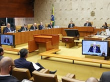 Fachin recebe coordenador de Flávio e líder de Lula após campanhas elevarem tom contra STF