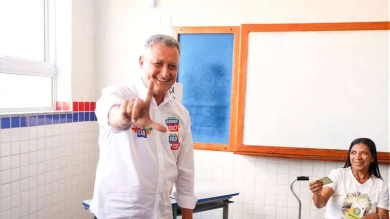 Apenas nove de 22 ex-ministros do governo Lula são eleitos