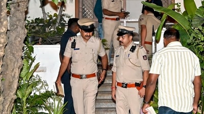 Police alleged that the conversations involved the sale and trafficking of illegal weapons. (PTI/Representational)