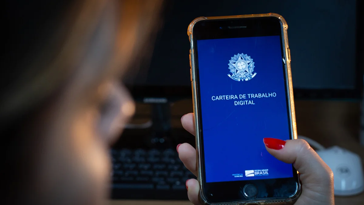 Semana começa no DF com 1.182 vagas de emprego e salários de até R$ 3,5 mil