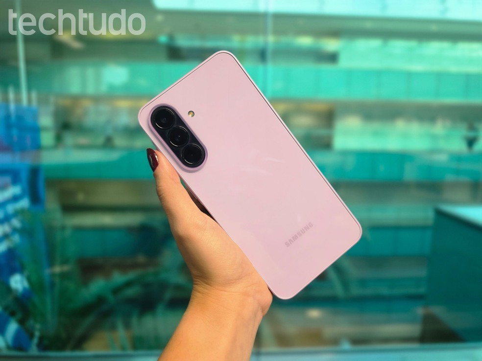 Celular custo-benefício 2026: os melhores para comprar em outubro
