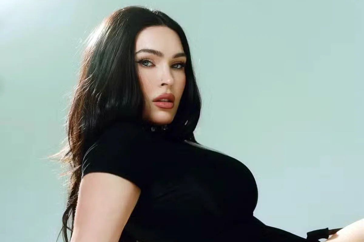 Imagem da matéria: Megan Fox cria perfil em plataforma +18 e faz site cair devido à procura