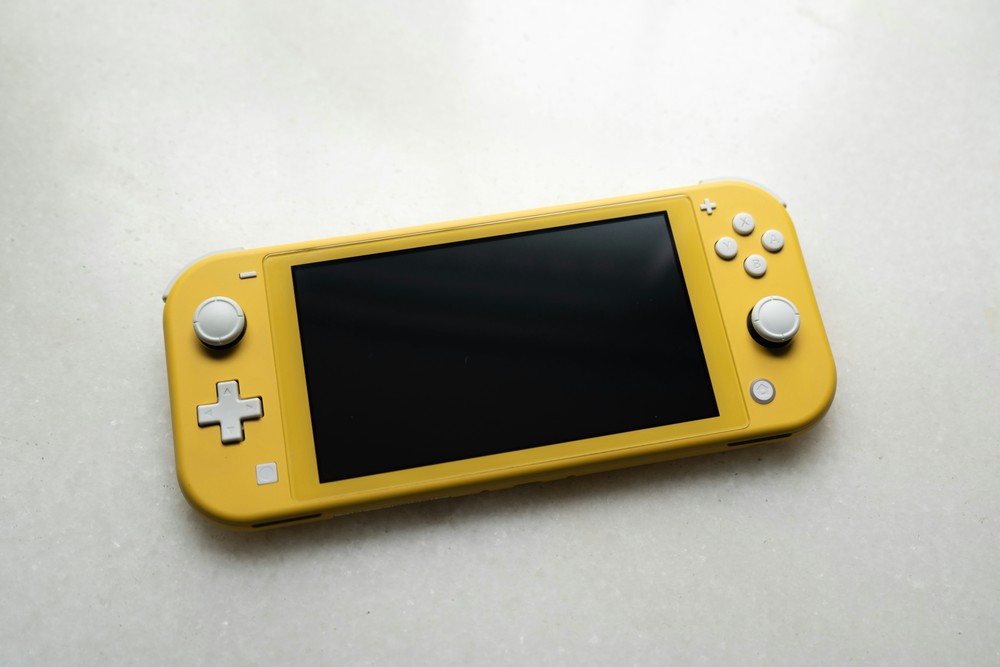 Nintendo Switch Lite — Foto: Unsplash/Loegunn Lai