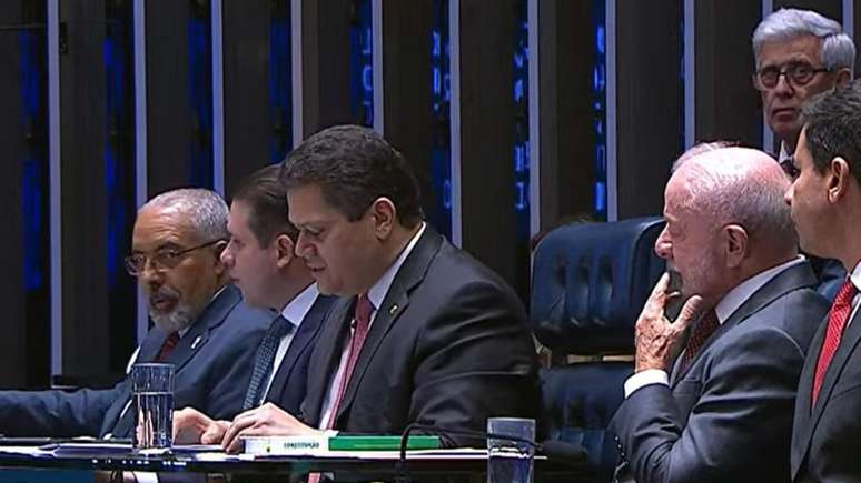 Alcolumbre diz que 'cumpriu com a palavra' ao votar fim da escala 6x1: 'Honramos nosso compromisso'