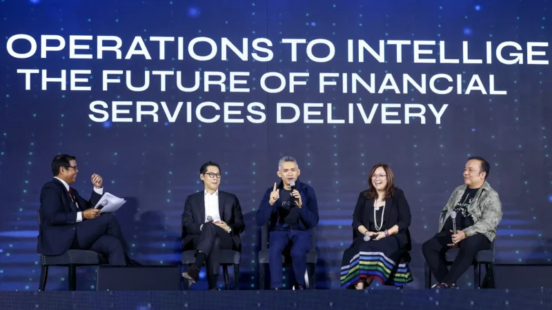 Angelo Madrid, President of Maya Bank, with fellow industry leaders at the International IT-BPM Summit 2026