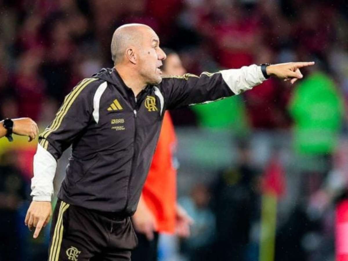 "Não tomamos as melhores decisões": Jardim explica eliminação do Flamengo