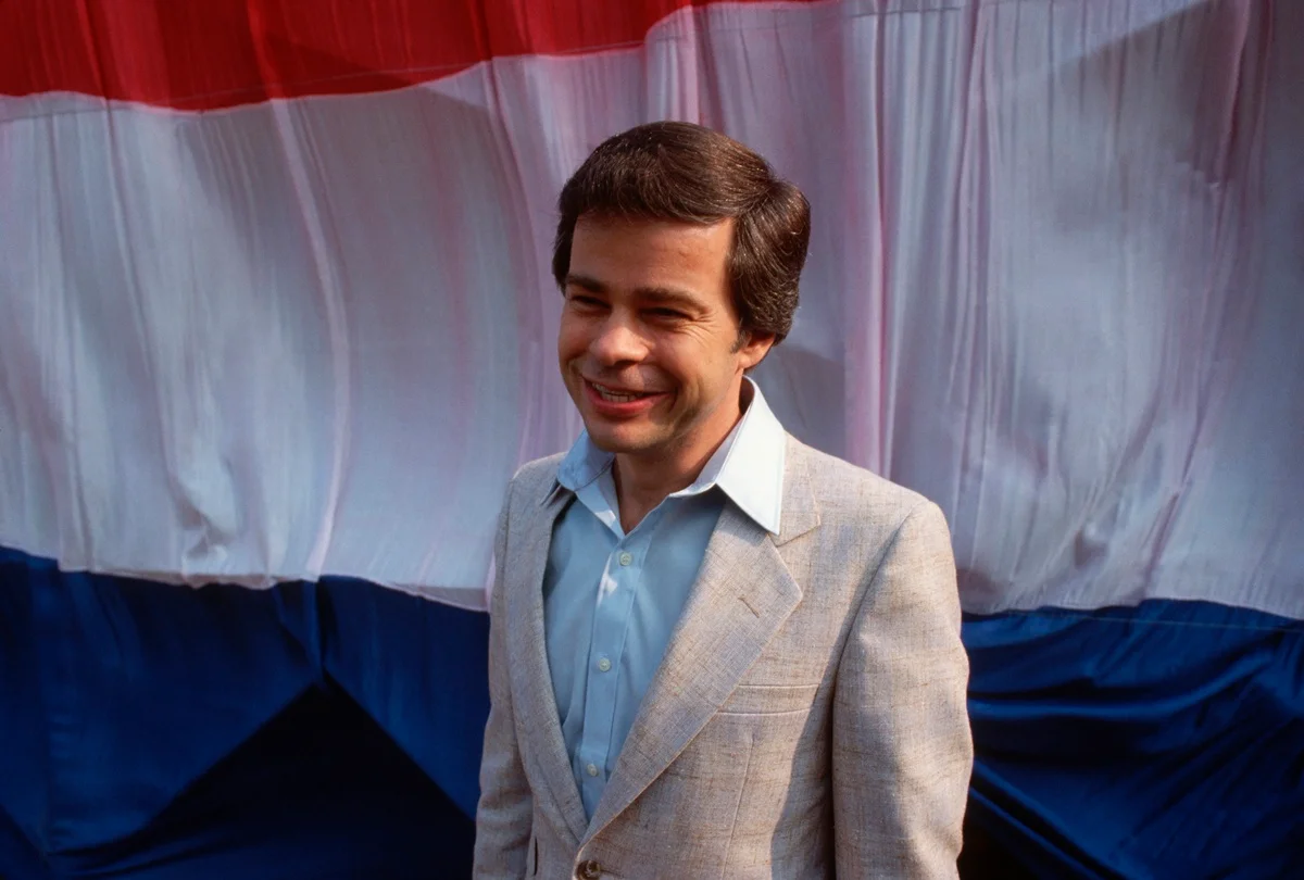 Morre Jim Bakker, televangelista envolvido em escândalos sexuais