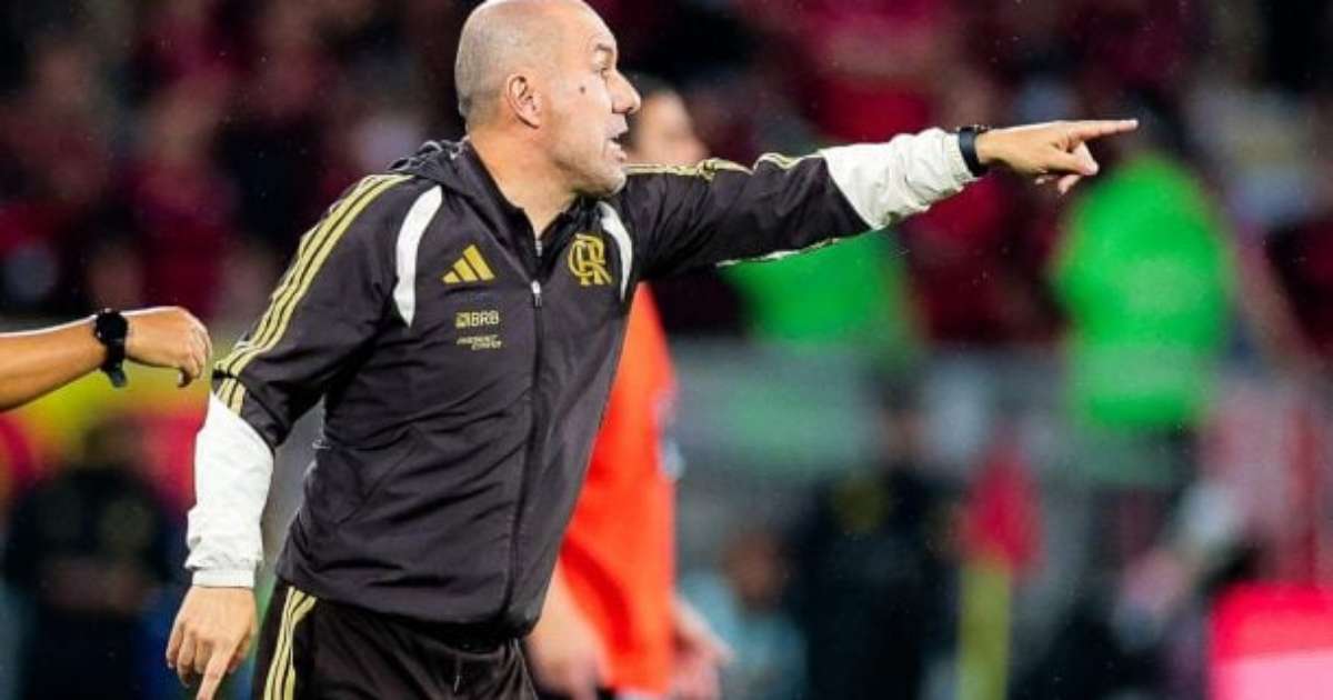 "Não tomamos as melhores decisões": Jardim explica eliminação do Flamengo