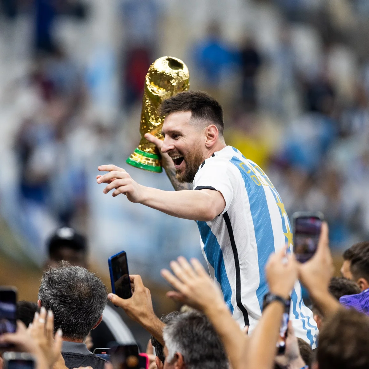 Do adeus precoce ao tchau como D10S: a trajetória de Messi na Argentina